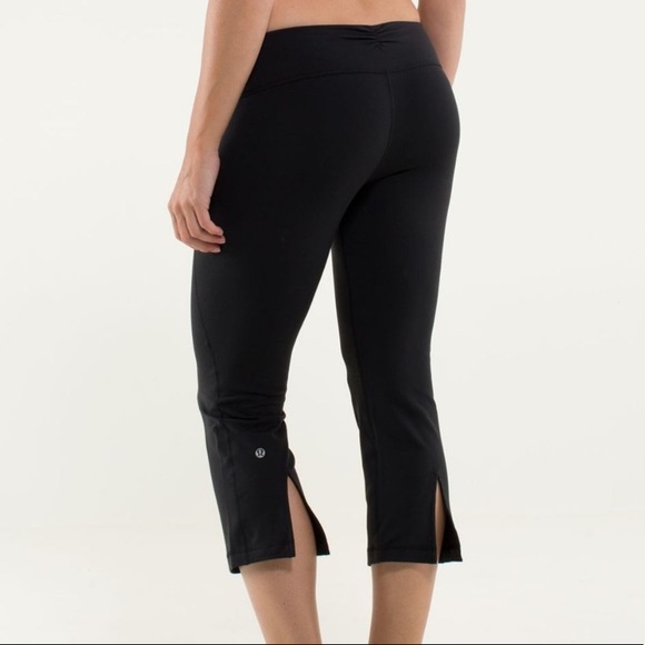 Lululemon Slit Crop - Picture 1 of 3